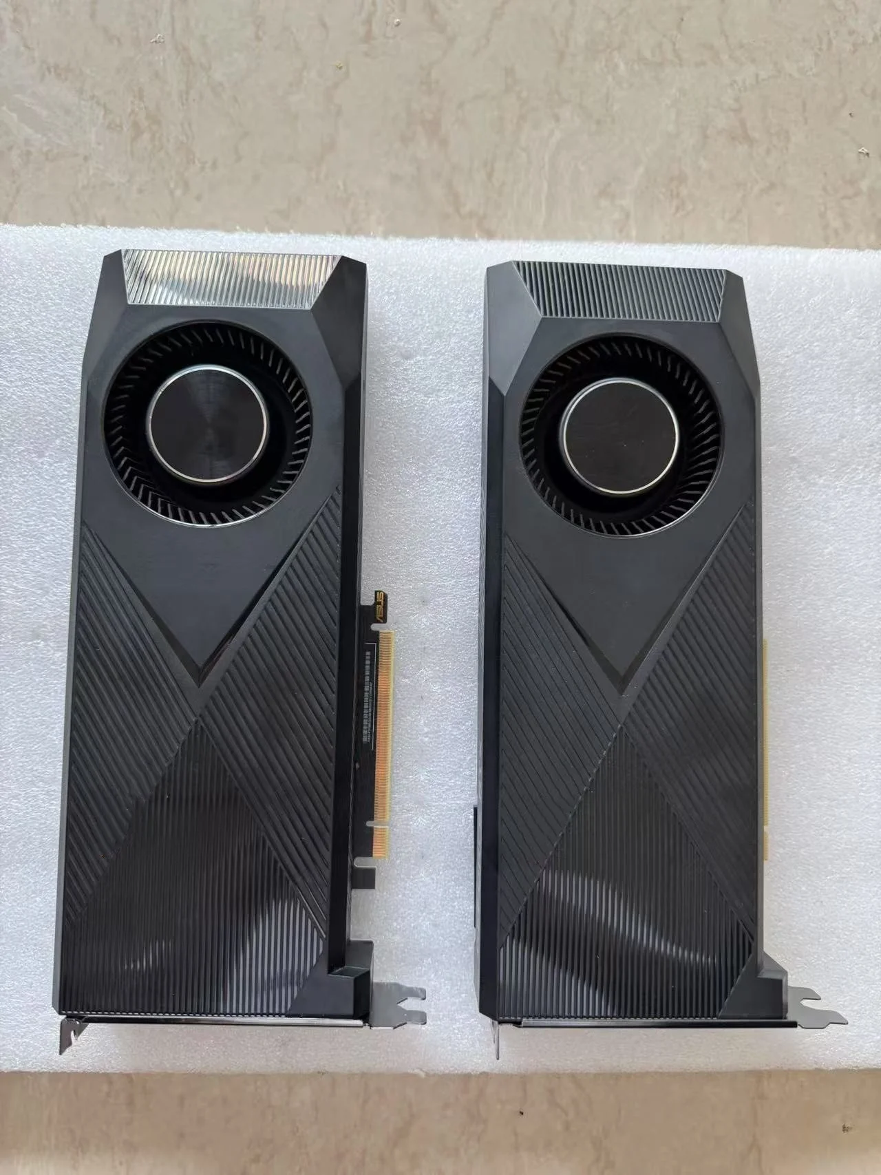 การ์ดจอ RTX 3090 รุ่นยอดนิยม ข - Graphics Card 24Gb Gddr6X บทวิจารณ์และราคา